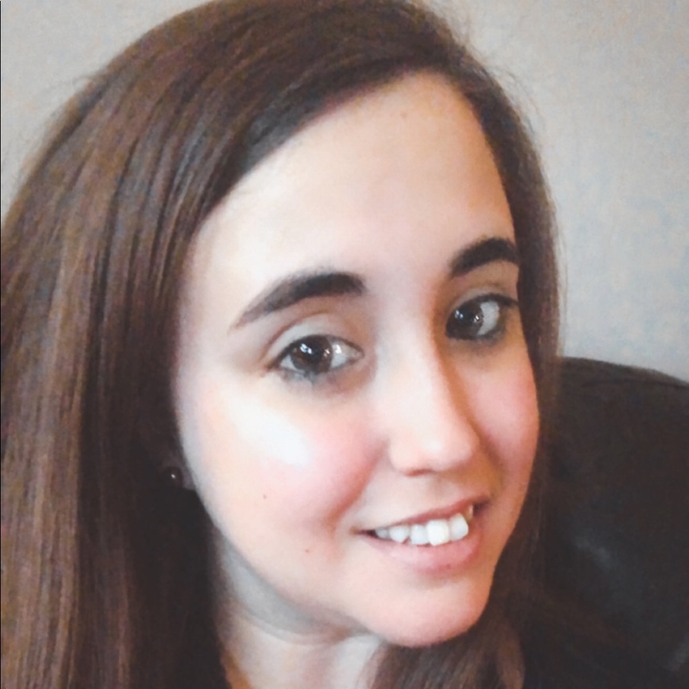 Meet your Posher, Ashley
